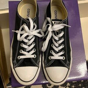 Black converse
